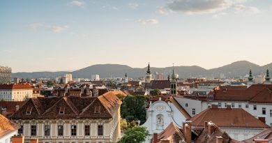 Austria Graz City Buildings Skyline  - juergen-polle / Pixabay