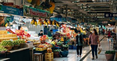 Market Supermarket Shopping Food  - viarami / Pixabay